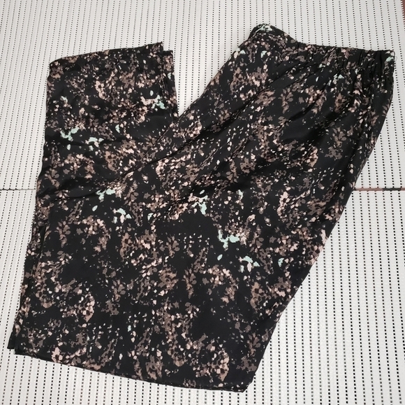 J Jess Floral Print Pant Size Large - 16 - Picture 4 of 6
